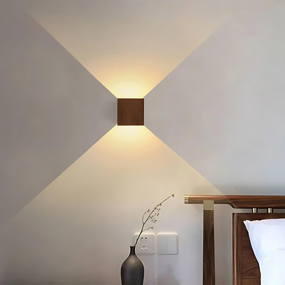 Skanto | NordiLume | Scandinavian Square Wood Wall Lamp