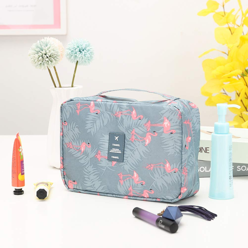 Skanto | Travel Toiletry Bag