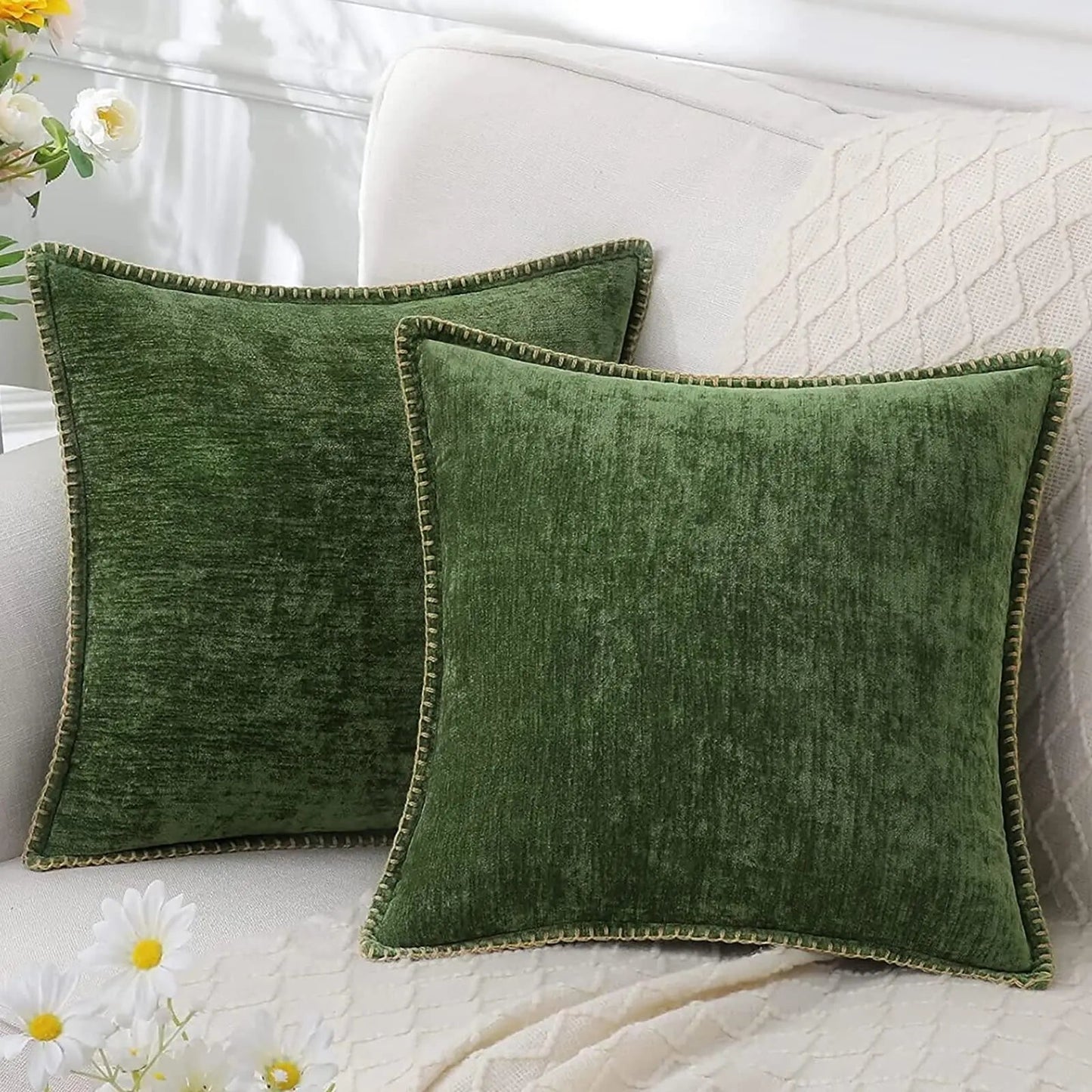 BowLift | Soft Chenille Velvet Throw Pillow Cover