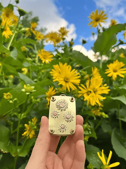 BowLift | Mini Flower Press | Compact Botanical Keepsake Maker | Portable Craft Tool