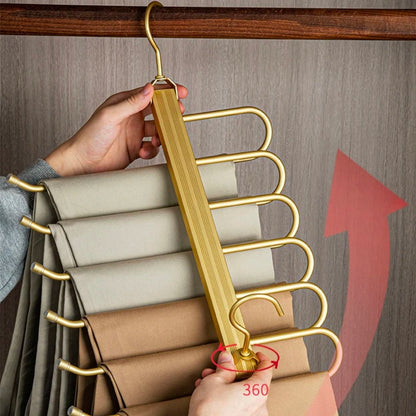 Brehn | Space-saving trouser hangers from Gardudu made of aluminum