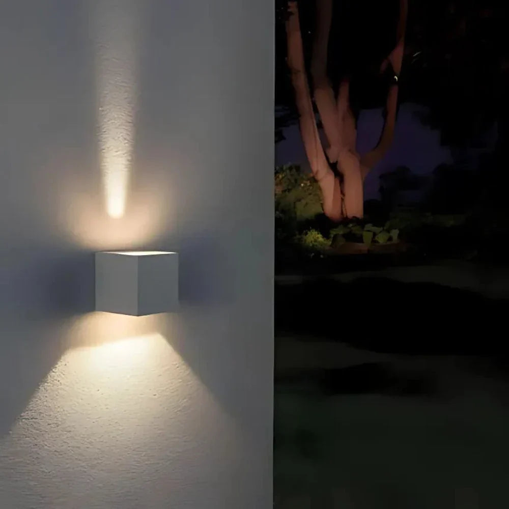 BowLift | Adjustable Wall Light