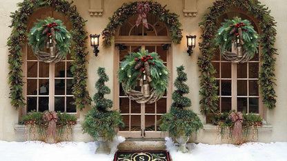 Skanto | Christmas Wreath | Boho Style | Rustic Winter Base with Pinecones and Golden Bells