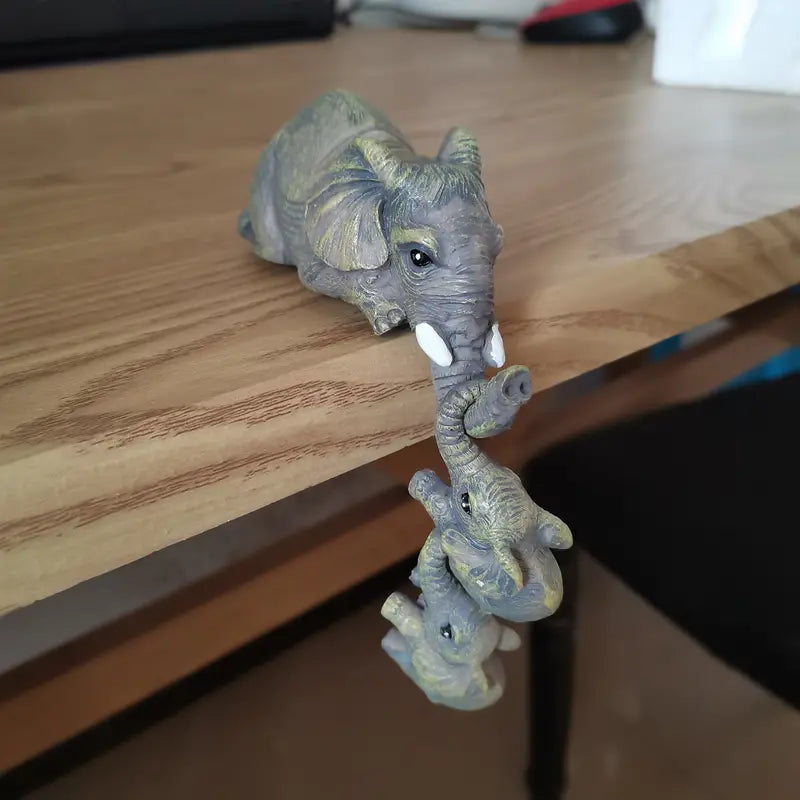 Skanto | Elegant Elephant Decoration
