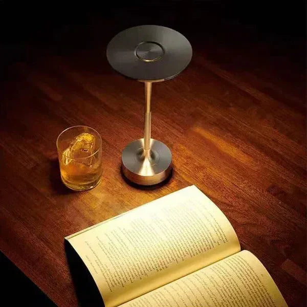 Skanto | Wireless Lamp - Dimmable & Rechargeable Waterproof Desk Light