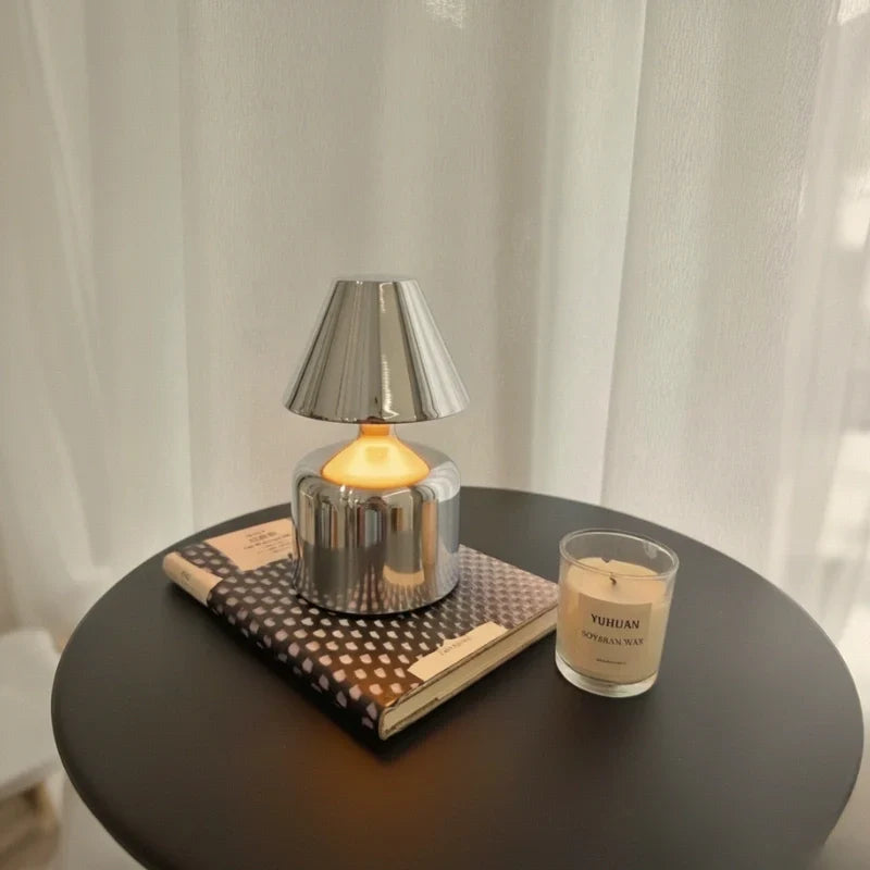 Skanto | Auralis Table Lamp