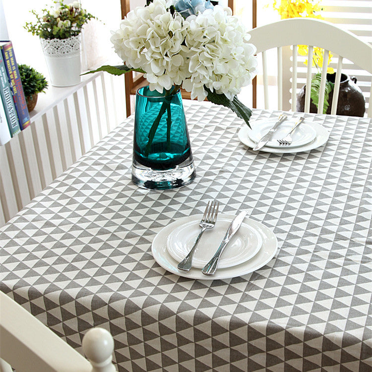 Geometric Design Table Cover