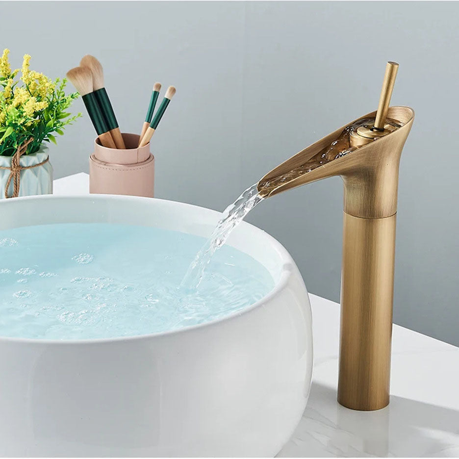 Copper single cold outdoor anti-freeze cold and hot antique faucet