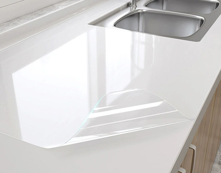 Protective film for kitchen countertops and desktops, high temperature resistant, thickened, waterproof, oil-proof.
