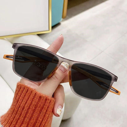 BowLift 丨 Photochromic Color-Changing Reading Glasses