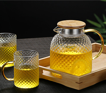 BowLift | Heatable Glass Cold Water Pitcher with Rice Grain Pattern