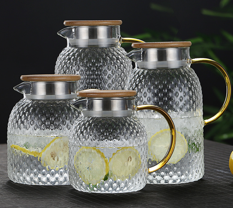 BowLift | Heatable Glass Cold Water Pitcher with Rice Grain Pattern