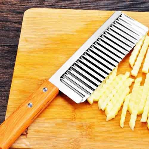Curly Cutting Knife With Wooden Grip Bowlift