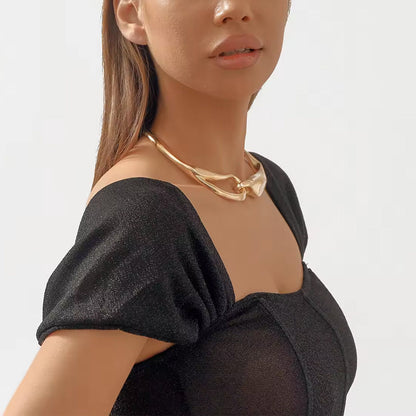 Skanto | Fluid Charm Necklace