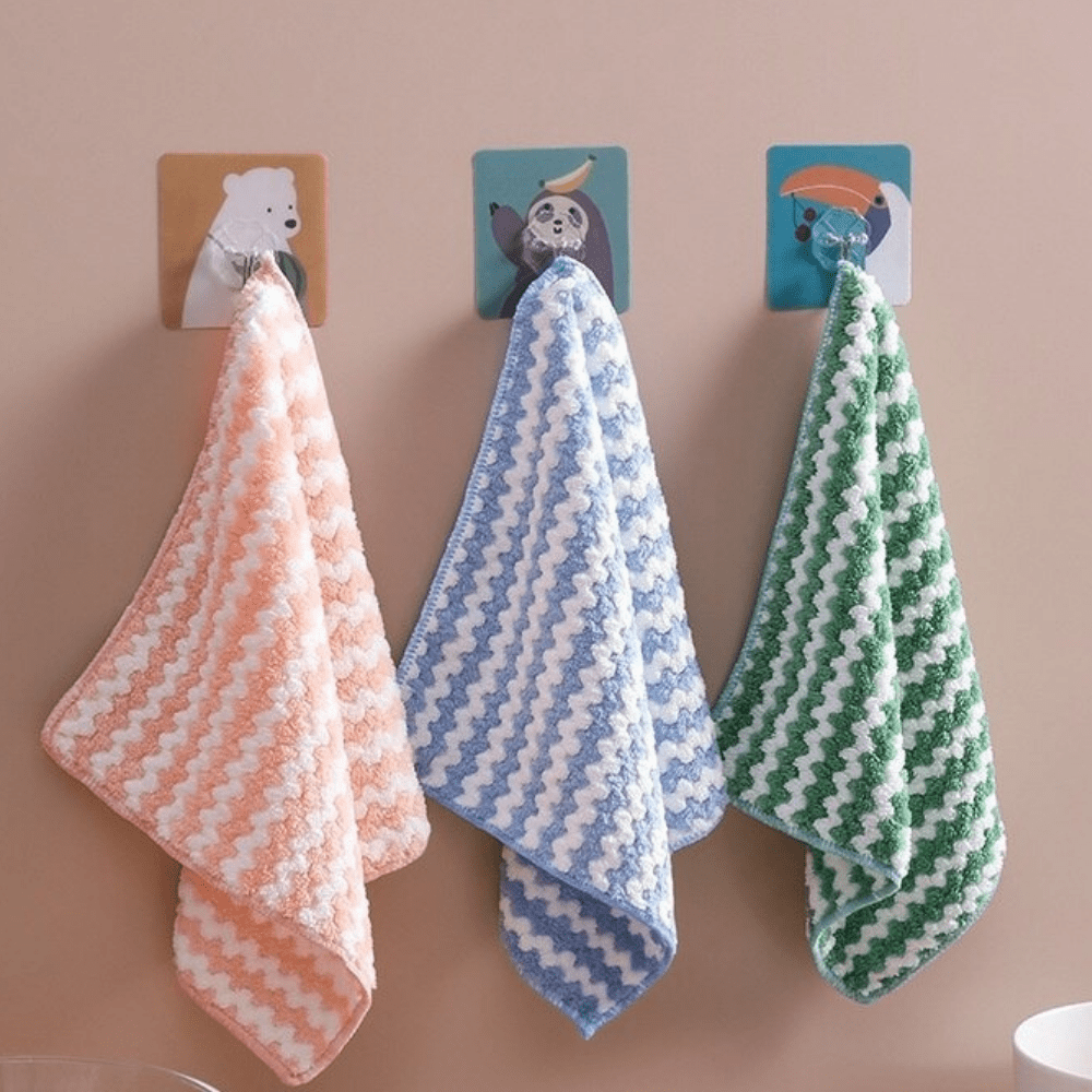 BowLift | microfibre cleaning cloths made from coral fleece for streak-free cleanliness