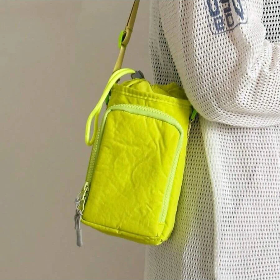 Skanto | Waterproof Crossbody Shoulder Water Bottle Bag