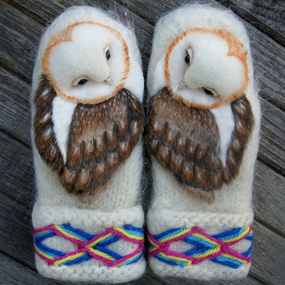BowLift | Hand Knitted Wool Nordic Mittens With Owls