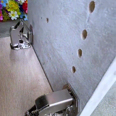 Skanto | Drill-Free Hinges