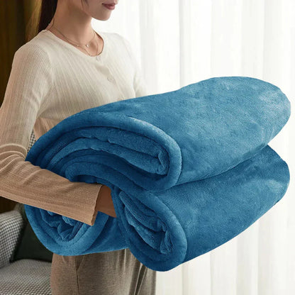 Skanto | Maxime | Cozy Fleece Blanket for All Seasons - Extra Soft and Warm