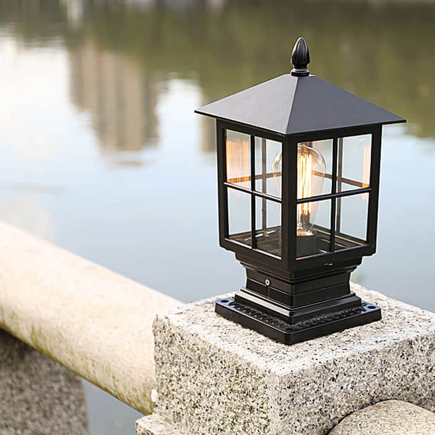 European Outdoor Pillar Light, Waterproof, Rustproof, Terrace Lamp with Single Light Source