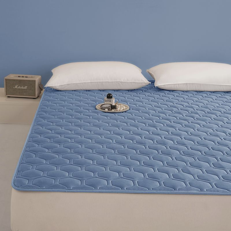 Dog Cooling Mat Indoor Outdoor Bed Pad | Skanto
