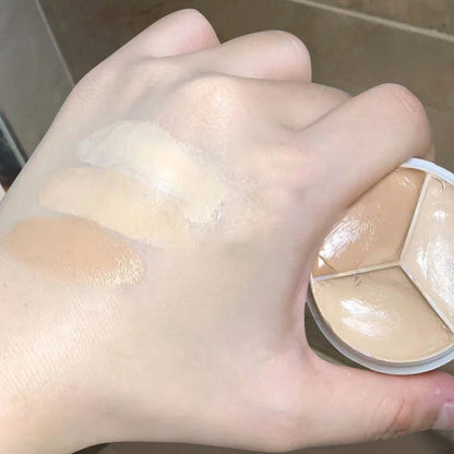 BowLift | Tri-Color Concealer Palette for Acne Spots and Dark Circles