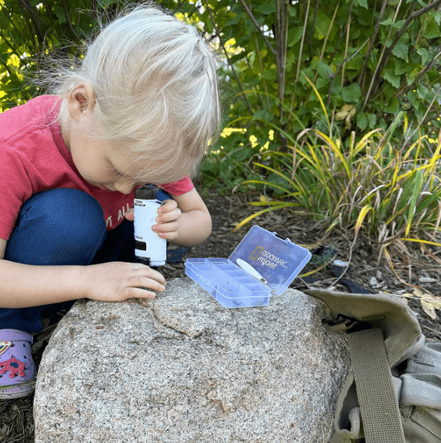 Skanto | Portable Microscope for Young Explorers