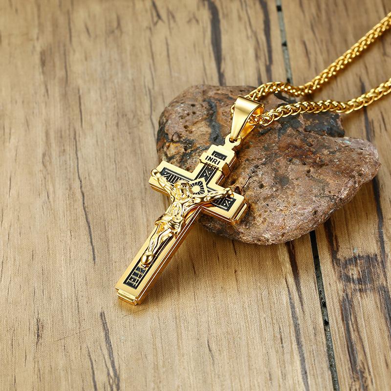 Skanto | Jesus Cross Necklace