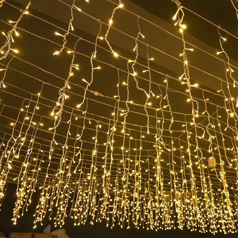 Skanto | 50m LED Icicle Curtain Lights – 36V Low Voltage Christmas Lights Outdoor Waterproof