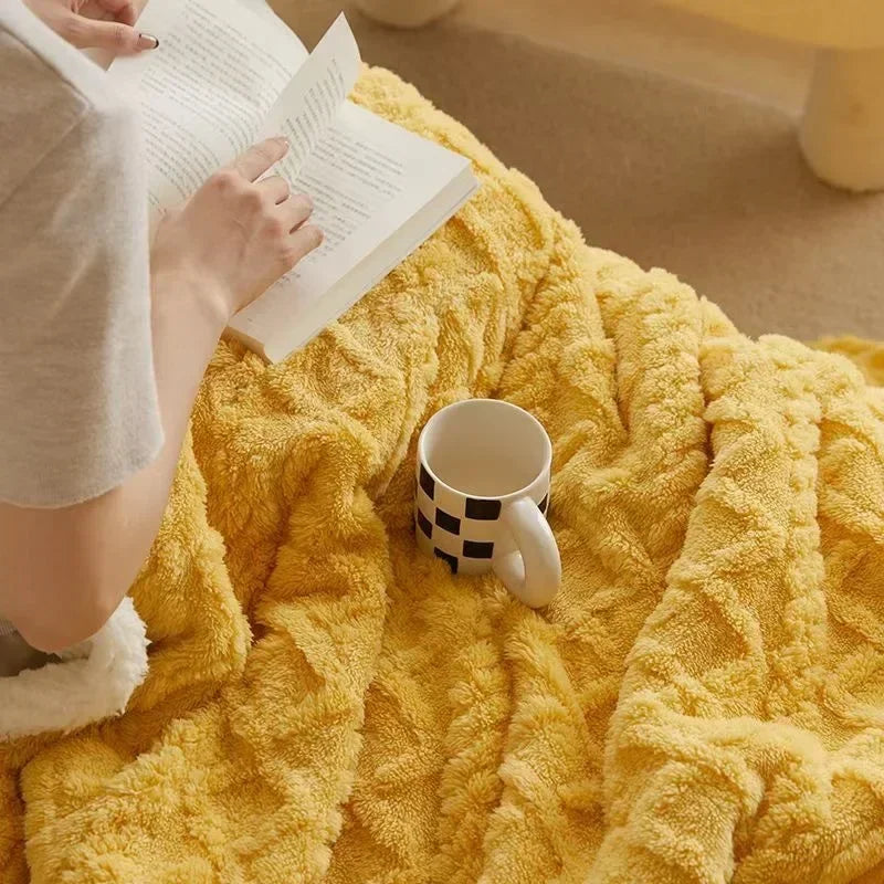 Thick Winter Lamb Wool Blanket - WarmWool