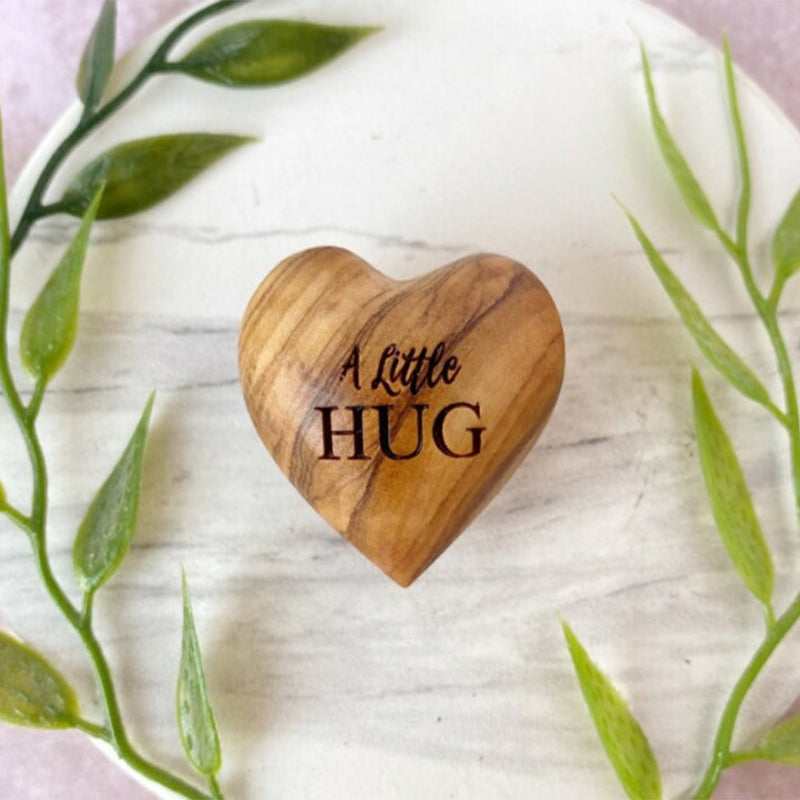 Skanto Skanto | Little Pocket Hug Wood Heart Token