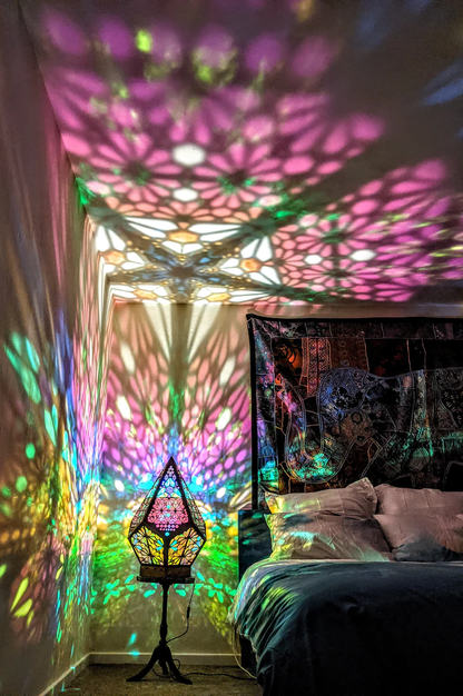 Stained Glass Style LED Table Lamp - LumiAura | Karnz