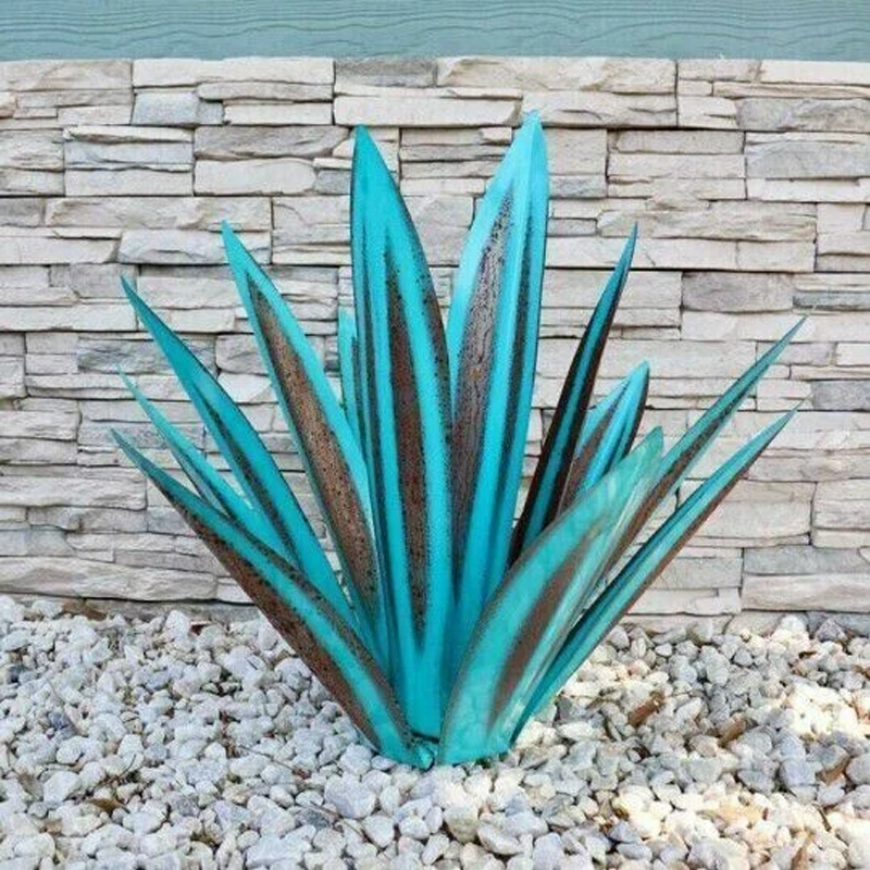 BowLift | Waterproof Solar Garden Agave Lamp Decoration