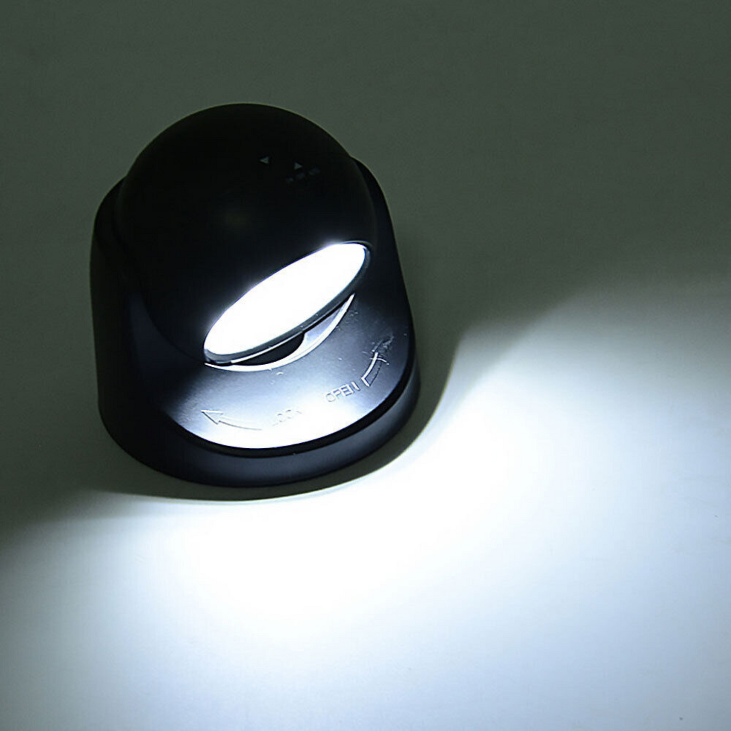 Skanto | Wireless Battery-Powered Outdoor Security Lights – Motion Sensor LED Spotlight for Home, Garden, and Wall Lighting
