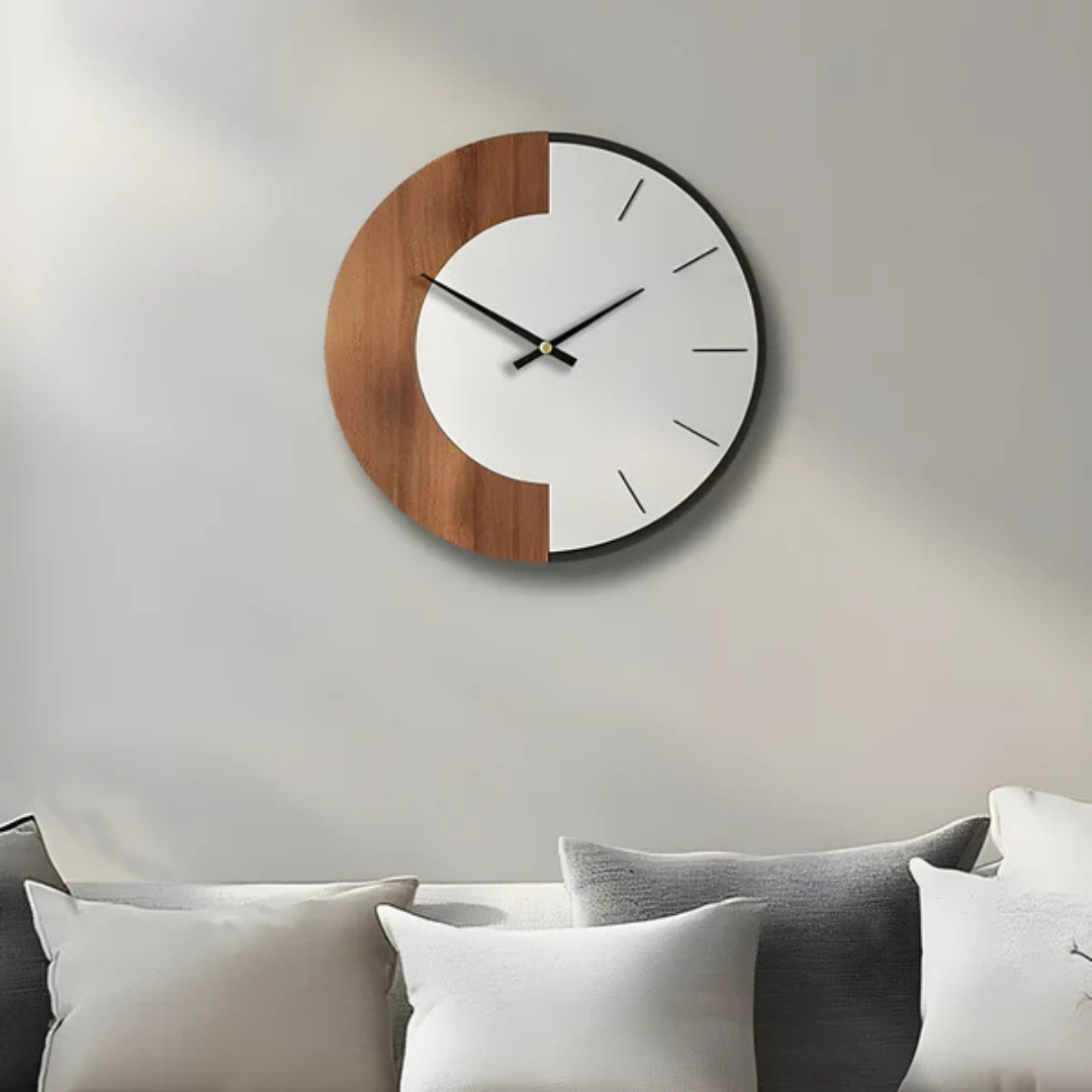 BowLift | Large Wall Clock Made of Natural Wood