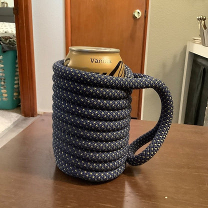 BowLift | Recycled Rock Climbing Rope Can Cozy