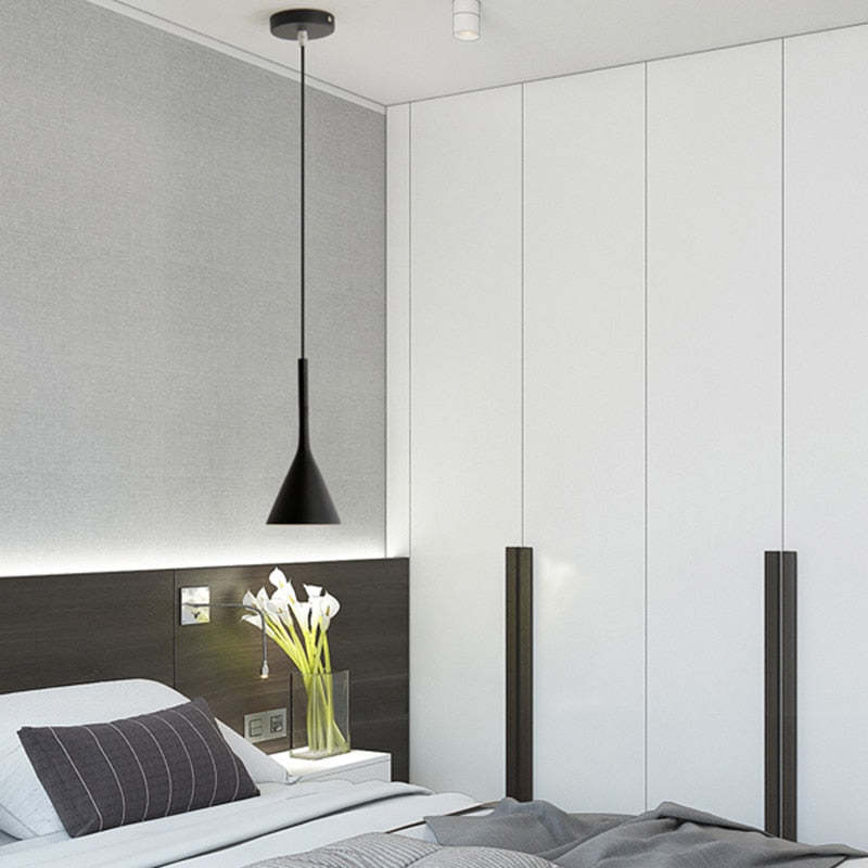 Modern Triangle Pendant Light - Trionda | Brehn