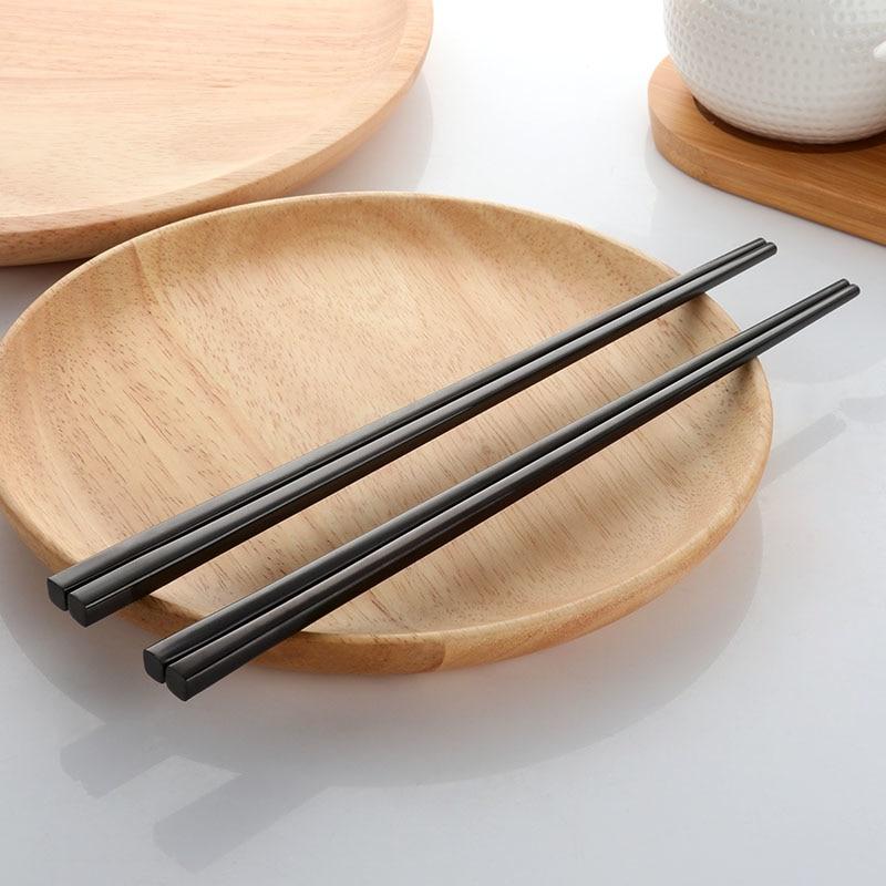 Brehn | SHANGHAI CHOPSTICKS