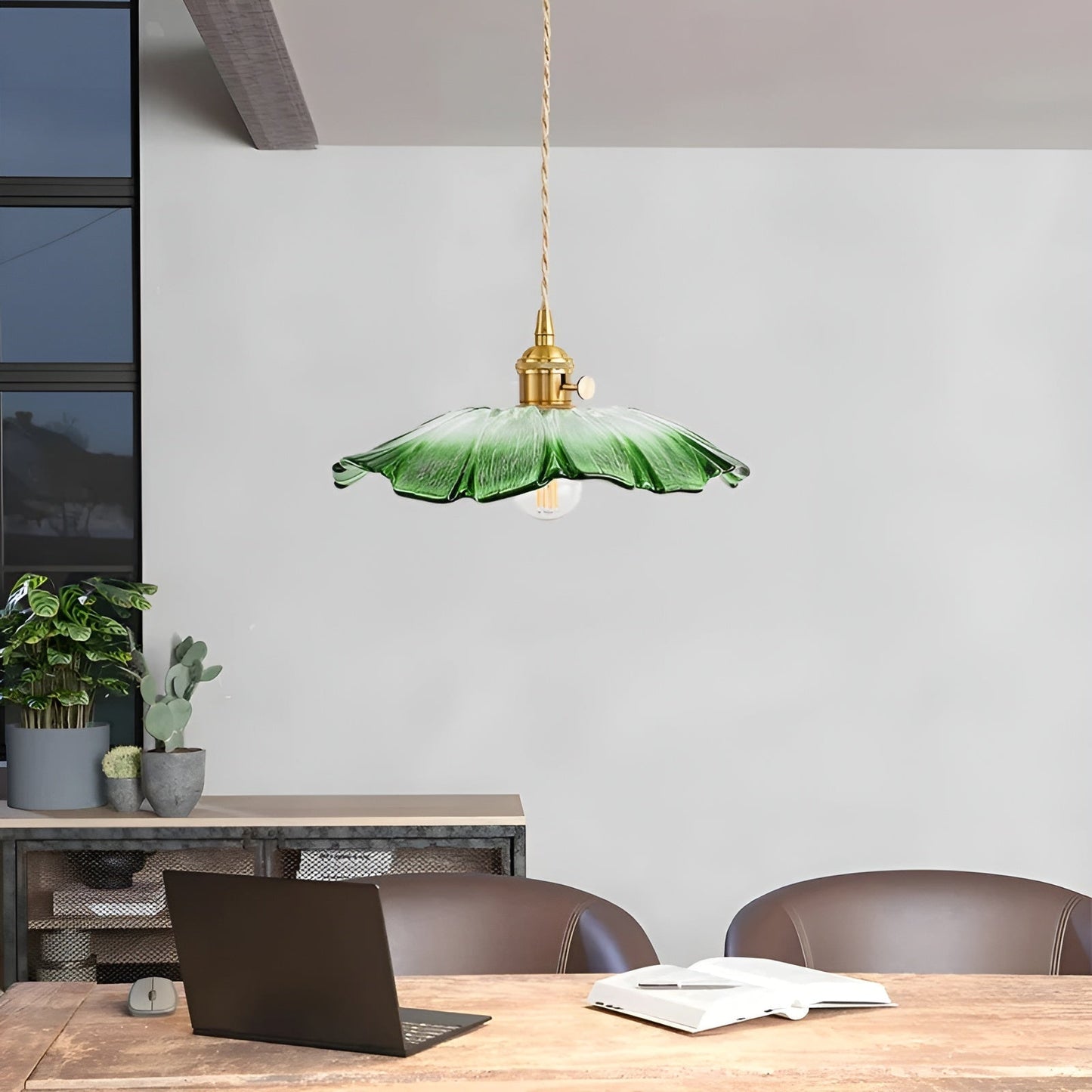 Pendant Lamp with Floral Motif – Warm Light & Stylish Design | For Your Home | Karnz