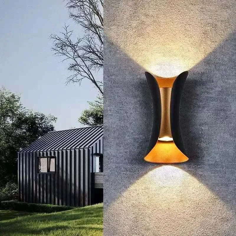 BowLift | Weatherproof wall light with IP65 protection