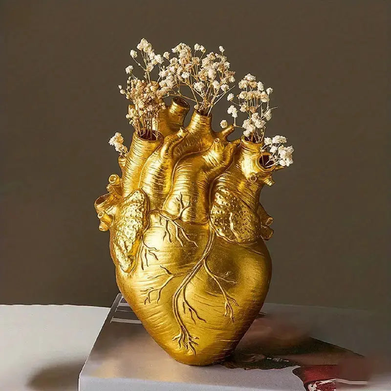Skanto | HeartGlow - Ceramic Heart Vase