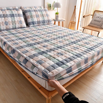 BowLift | CushioGuard Silk Mattress Cover | Breathable and luxurious protection for your mattress