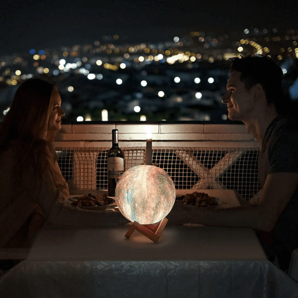 Skanto | Elegant Moon Lamp