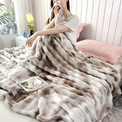 SnuggleFleece – Luxury Soft Blanket for All Seasons Bowlift