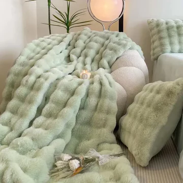 Skanto | Cozy Faux Rabbit Fur Throw Blanket