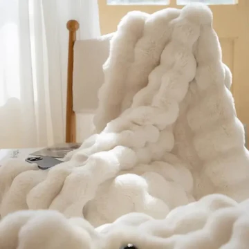 Skanto | Cozy Faux Rabbit Fur Throw Blanket