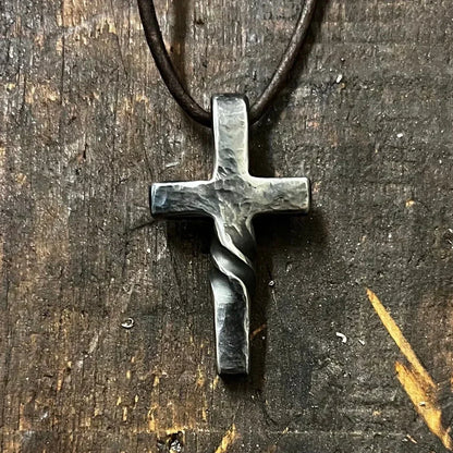 Skanto | Handmade - Cross Necklace