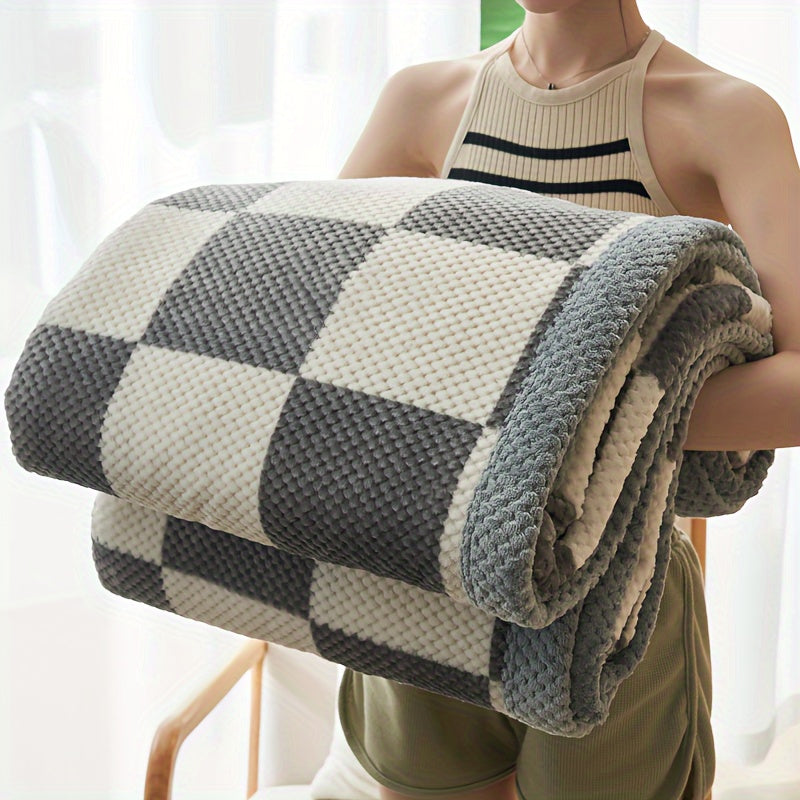 Cozy Plaid – Luxe Milk Fleece Blanket for Ultimate Comfort