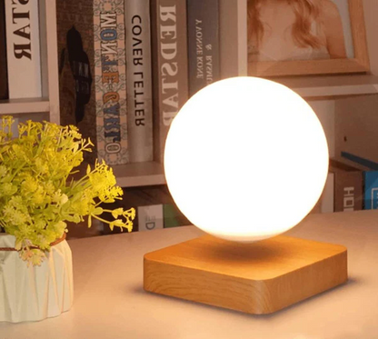 Skanto | Magnetic Levitating Moon Lamp