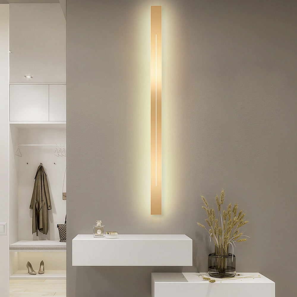 Modern LED Wall Light - LumièreGold | Karnz
